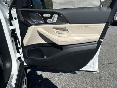 New 2026 Mercedes-Benz GLE 450 4MATIC image 15