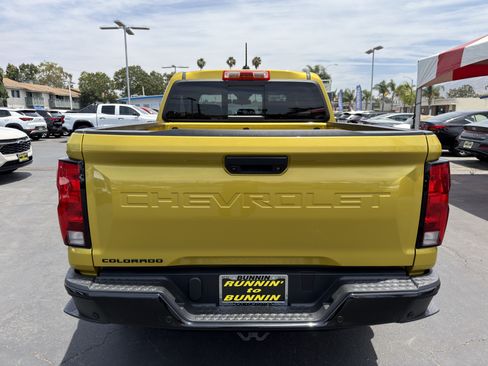 Used 2024 Chevrolet Colorado Trail Boss w/ LPO, Dark Essentials Package AWD/4WD image 7