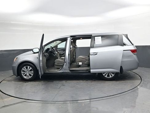 Used 2016 Honda Odyssey SE image 39