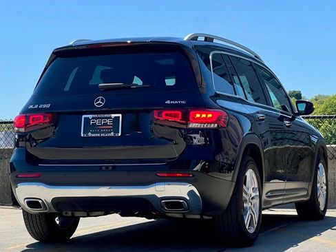 Certified 2023 Mercedes-Benz GLB 250 4MATIC image 8