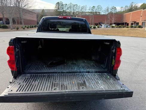 Used 2017 Toyota Tundra SR5 w/ TRD Off Road Package image 7