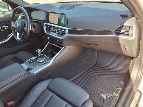 Used 2020 BMW 330i Sedan w/ Premium Package image 10