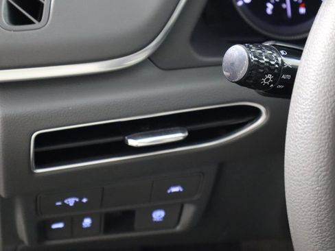 Used 2023 Hyundai Sonata SEL w/ Preferred Accessory Package FWD image 16