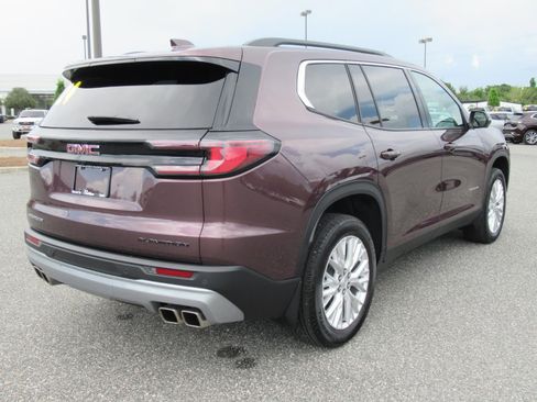 Used 2024 GMC Acadia Elevation w/ Luxury Package FWD image 7