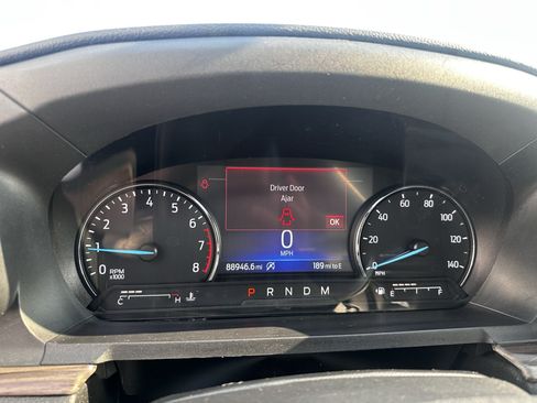 Used 2021 Ford Explorer Limited w/ Equipment Group 301A AWD/4WD image 6