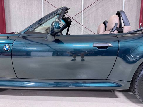 Used 2001 BMW Z3 3.0i RWD image 11