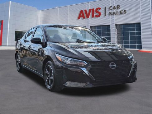 Used 2024 Nissan Sentra SV image 3