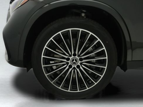 New 2026 Mercedes-Benz GLC 300 image 10