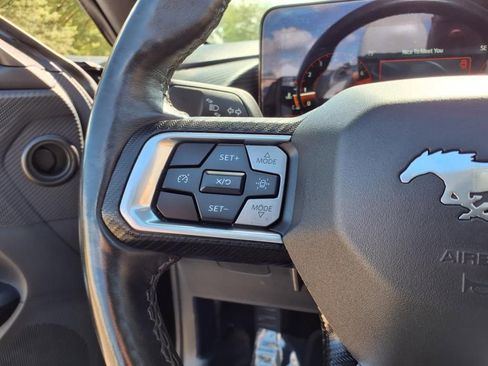 Used 2024 Ford Mustang Premium image 19
