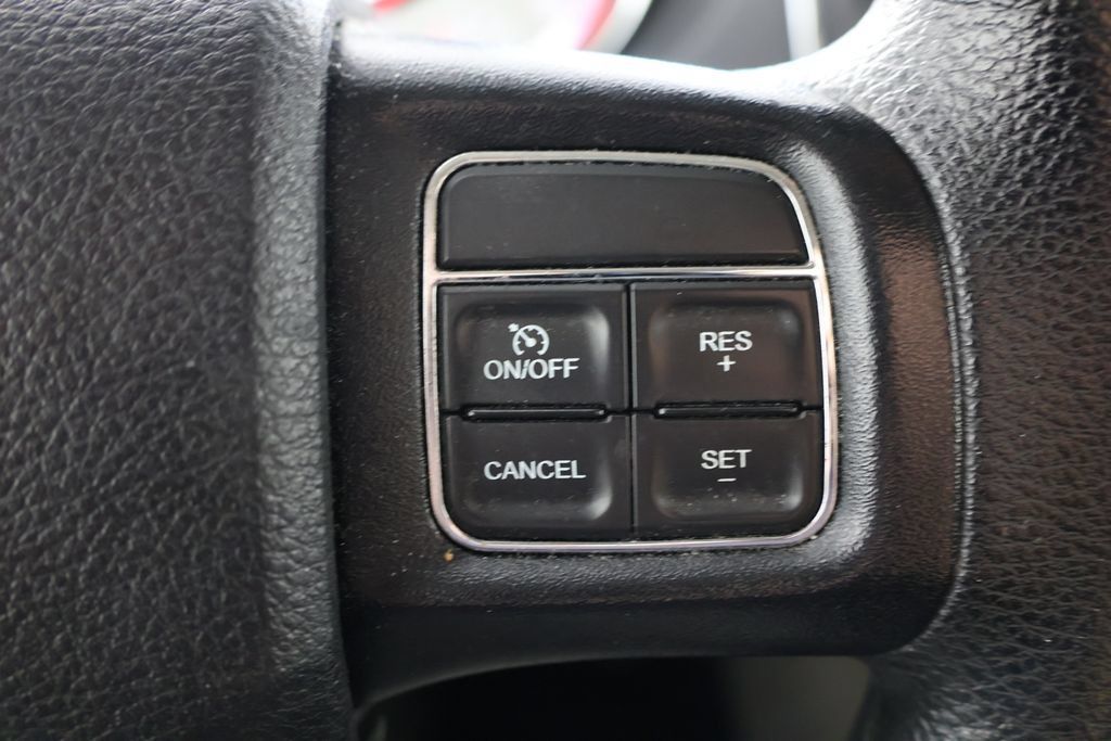 Used 2019 Dodge Grand Caravan SE FWD image 10