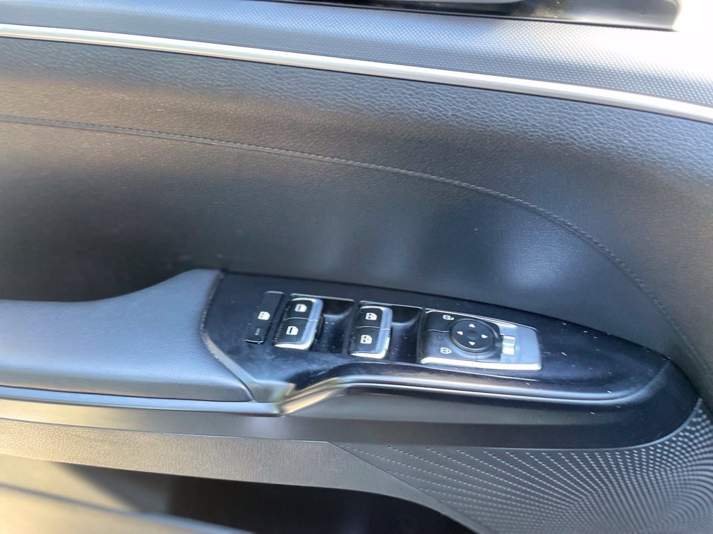 Used 2022 Kia K5 GT-Line w/ GT-Line FWD Premium Package image 9