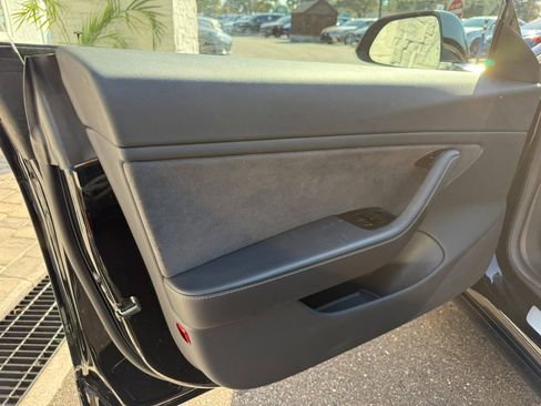 Used 2018 Tesla Model 3 Long Range image 20