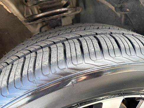 Certified 2024 Nissan Pathfinder Platinum w/ Cargo Package image 29