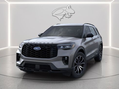 New 2026 Ford Explorer ST-Line image 1