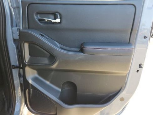 Used 2025 Nissan Frontier Pro-X w/ Pro Convenience Package RWD image 20