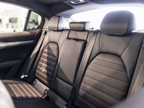 New 2025 Alfa Romeo Stelvio Sprint image 34