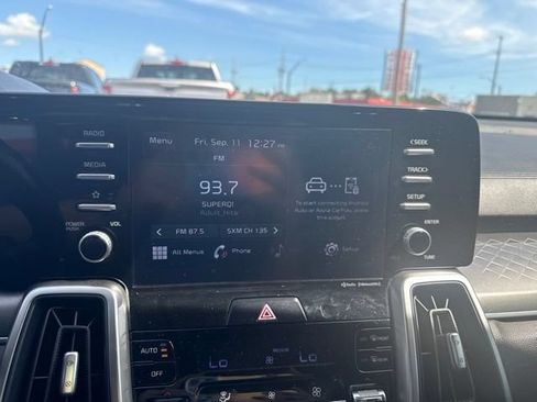 Used 2021 Kia Sorento S w/ Panoramic Sunroof Package FWD image 24