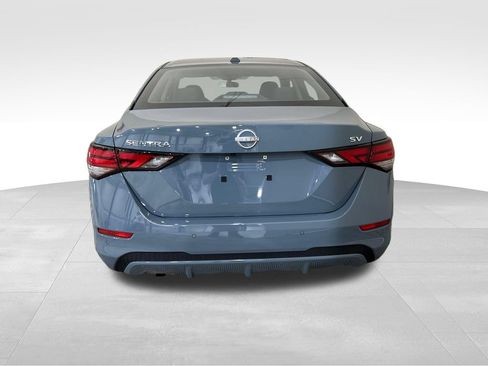 Used 2024 Nissan Sentra SV FWD image 4