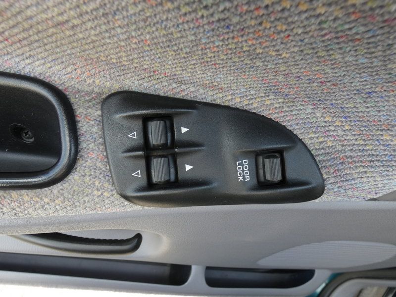 Used 1997 Dodge Ram 2500 Truck 2WD Club Cab image 18