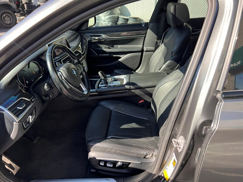 Used 2016 BMW 750i xDrive AWD/4WD image 15