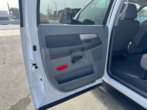 Used 2008 Dodge Ram 3500 Truck SXT image 15