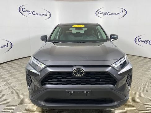 Certified 2023 Toyota RAV4 LE AWD/4WD image 2