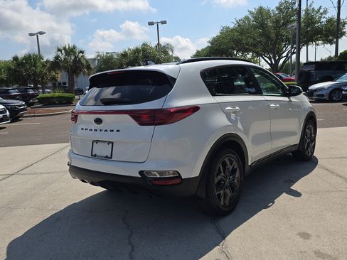 Certified 2022 Kia Sportage Nightfall Edition FWD image 8
