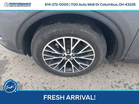 Used 2024 Ford Escape SE image 10