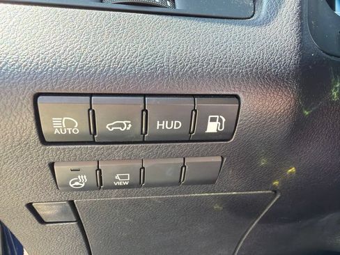 Used 2019 Lexus RX 450h AWD w/ Luxury Package image 15