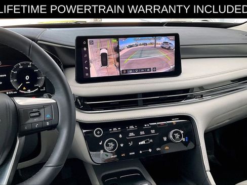 Certified 2026 INFINITI QX60 Luxe w/ Cargo Package FWD image 8