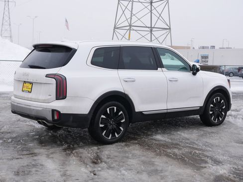 Used 2023 Kia Telluride SX Prestige image 4