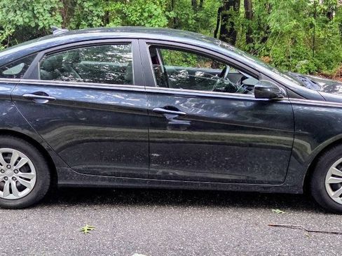 Used 2011 Hyundai Sonata GLS FWD image 5