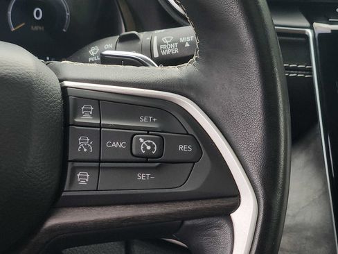 Certified 2021 Jeep Grand Cherokee L Limited w/ Luxury Tech Group II AWD/4WD image 22