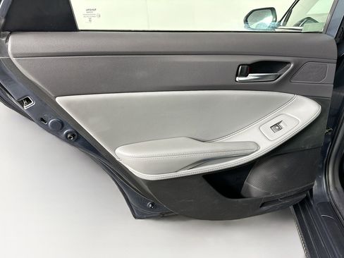 Used 2021 Toyota Avalon XLE image 25