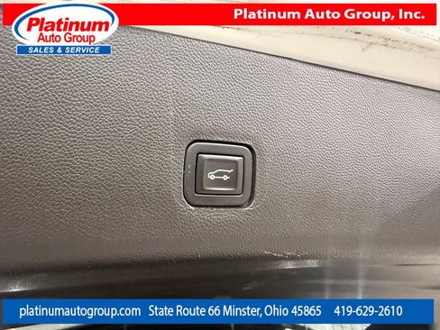 Used 2020 Chevrolet Traverse RS w/ LPO, Floor Liner Package AWD/4WD image 37