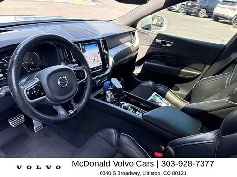 Used 2019 Volvo XC60 T8 R-Design w/ Advanced Package AWD/4WD image 9