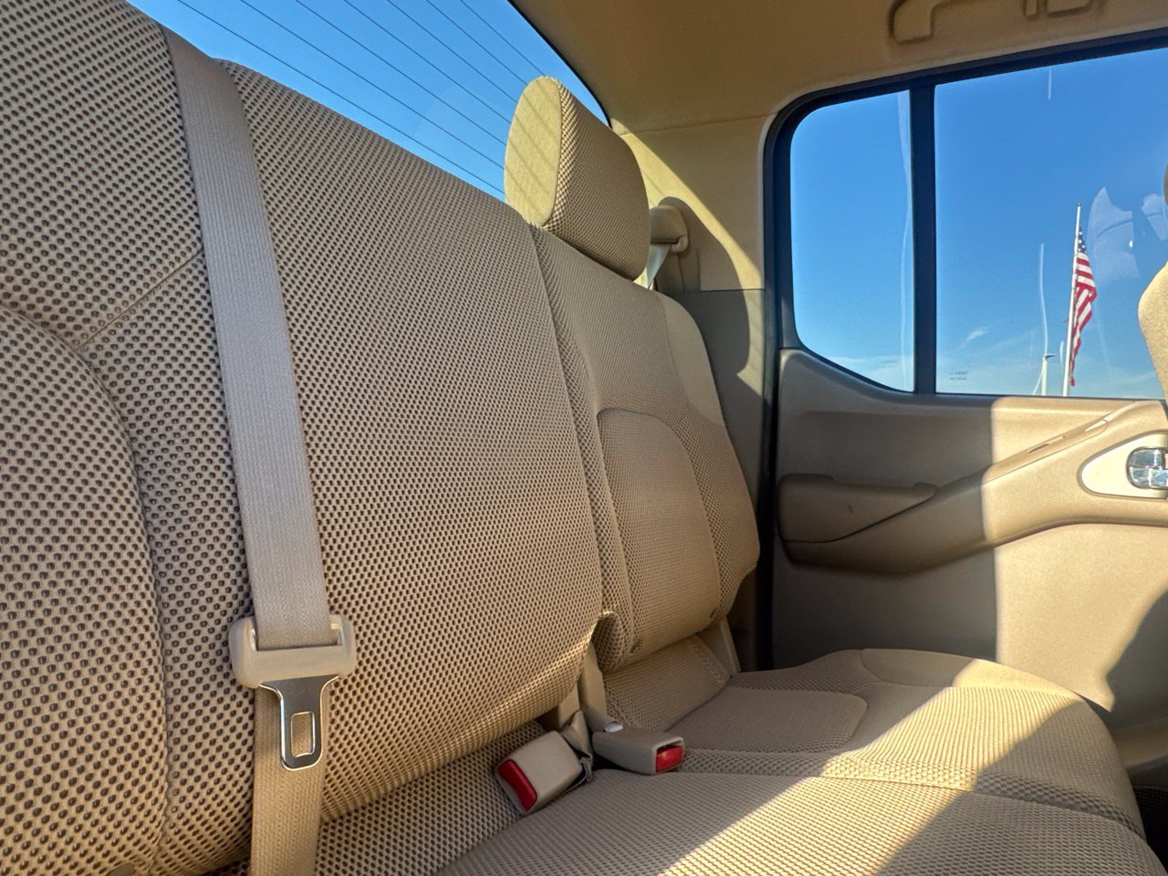 Used 2010 Nissan Frontier SE AWD/4WD image 39