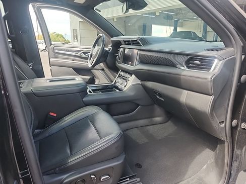 Used 2023 GMC Yukon Denali AWD/4WD image 20