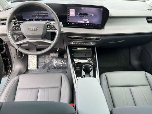 New 2026 Audi Q3 quattro 2.0T AWD/4WD image 4