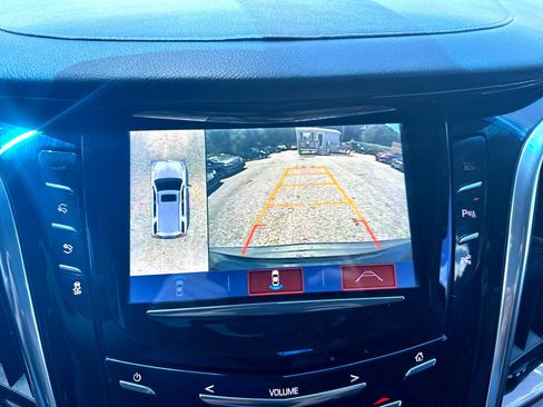 Used 2019 Cadillac Escalade 2WD image 10