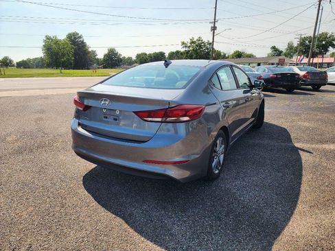 Used 2018 Hyundai Elantra SEL FWD image 5