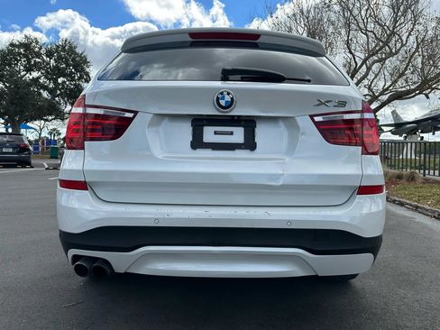 Used 2015 BMW X3 sDrive28i RWD image 10