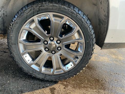 Used 2015 GMC Yukon Denali w/ Touring Package image 45