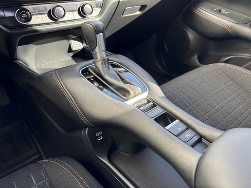 Certified 2024 Honda HR-V Sport image 24