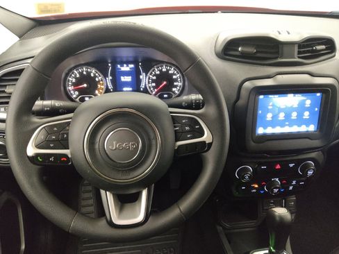 Used 2020 Jeep Renegade Sport FWD image 22