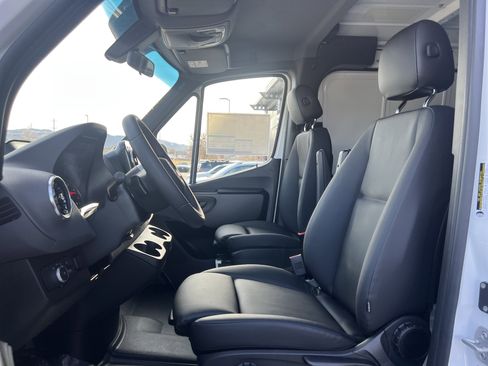 New 2026 Mercedes-Benz Sprinter 2500 image 12