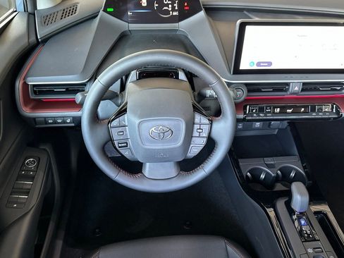 New 2026 Toyota Prius Plug-In Hybrid FWD image 16