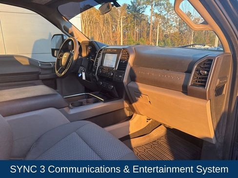 Used 2022 Ford F250 XLT w/ XLT Premium Package image 24