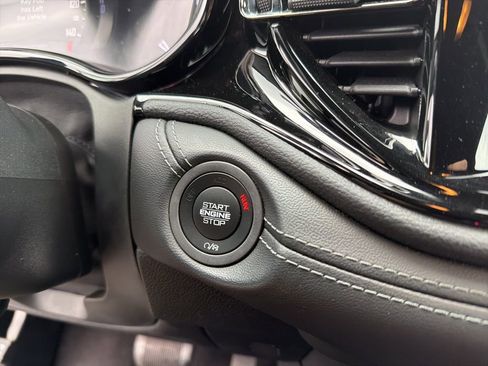 Certified 2022 Dodge Durango GT image 30