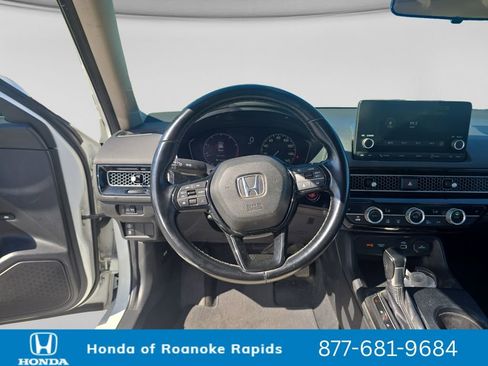 Used 2022 Honda Civic EX image 13
